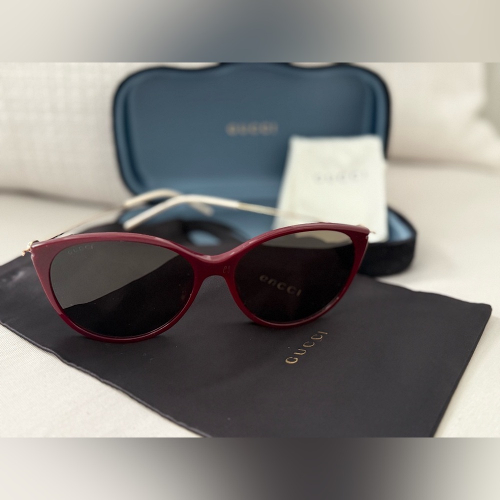 Gucci Cat-Eye Sunglasses – Burgundy Beauty
